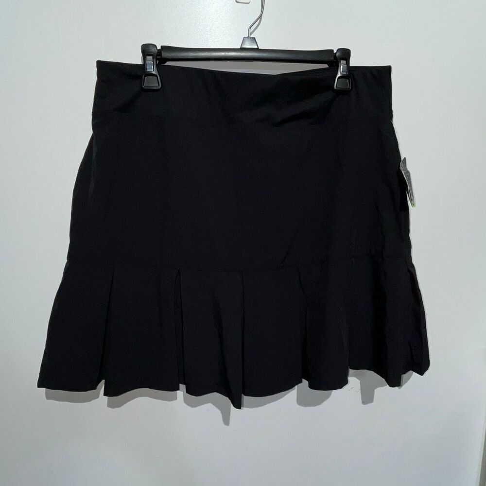 Emerald 18 Women's Black Pleated‎ Built-In Shorts A-Line Golf Skort Large NWT